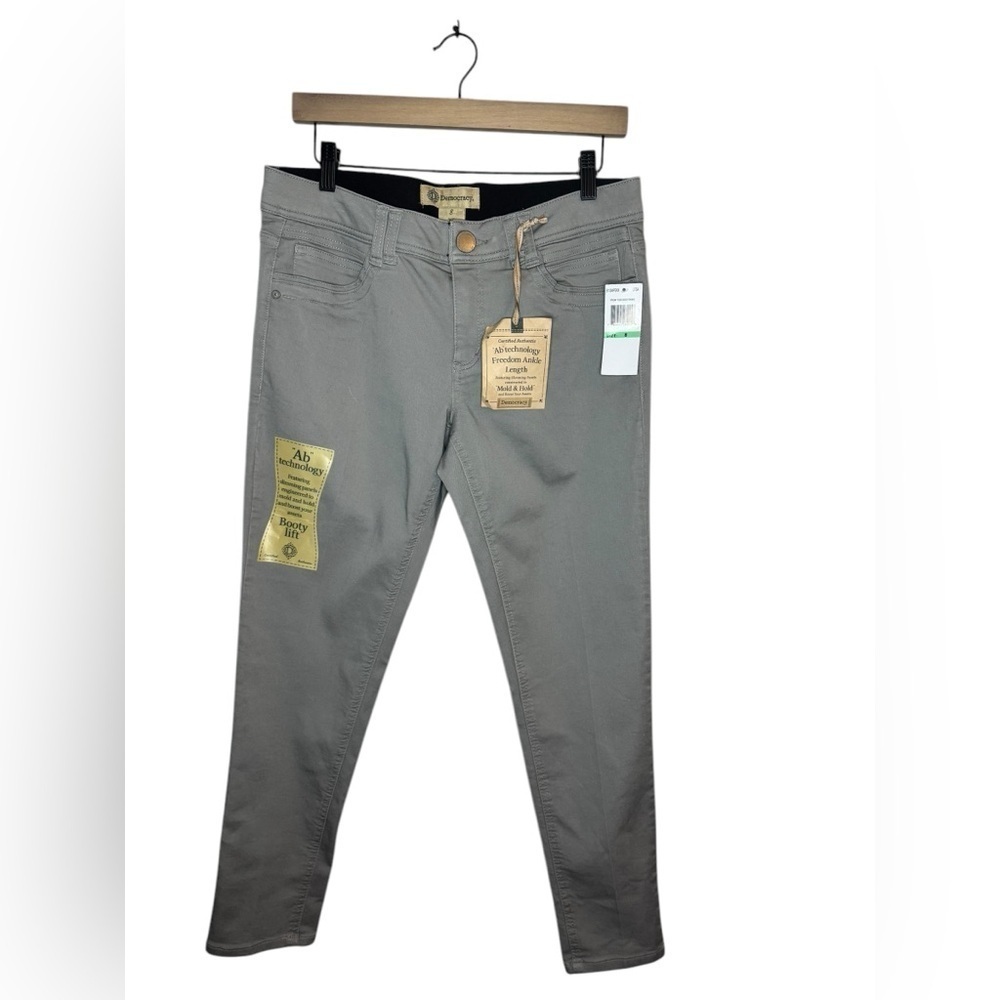 Democracy “Ab”technology Freedom Ankle Length Jeans Size 8 Green